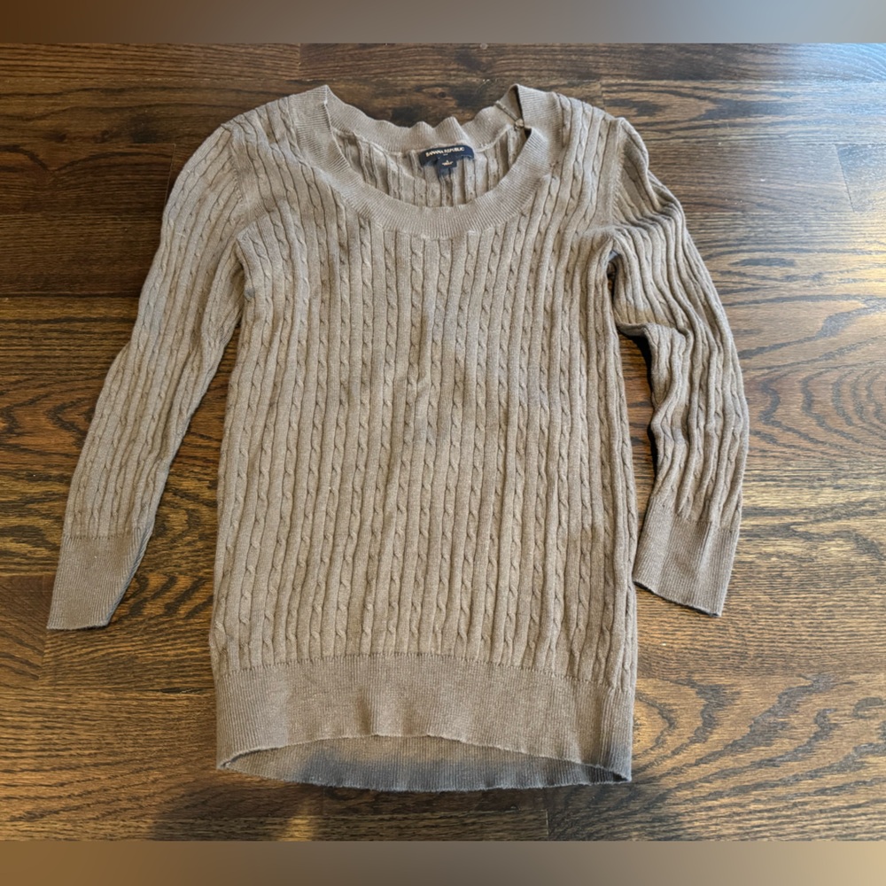 Banana Republic Factory Cozy Light Brown Crew Neck Sweater